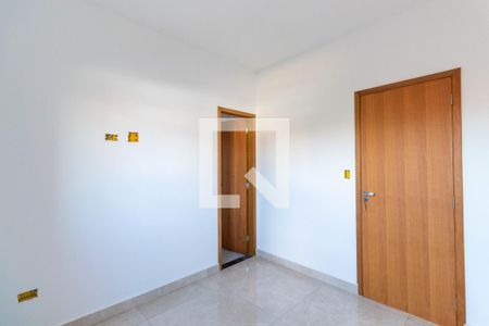 Casa à venda com 117m², 2 quartos e 2 vagasQuarto Suíte 1