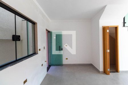 Casa à venda com 117m², 2 quartos e 2 vagasCozinha