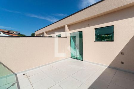 Casa à venda com 117m², 2 quartos e 2 vagasVaranda