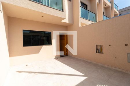Casa à venda com 117m², 2 quartos e 2 vagasGaragem