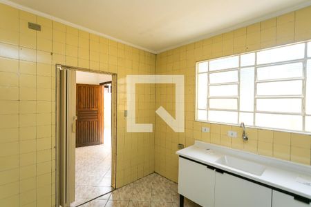 Cozinha de casa para alugar com 2 quartos, 80m² em Jardim Monte Kemel, São Paulo