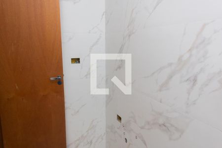 Casa à venda com 117m², 3 quartos e 2 vagasBanheiro Suíte 2