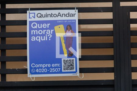 Casa à venda com 117m², 3 quartos e 2 vagasFachada - plaquinha