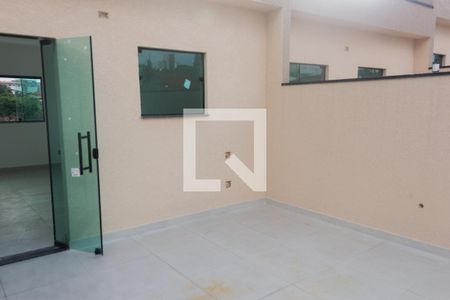 Casa à venda com 117m², 3 quartos e 2 vagasVaranda