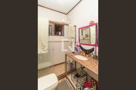 Banheiro da Suíte 1 de casa à venda com 8 quartos, 280m² em Jardim Guanabara, Rio de Janeiro