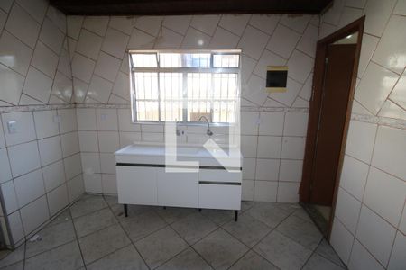 Sala / Cozinha de casa para alugar com 1 quarto, 40m² em Vila Fidalgo, São Paulo