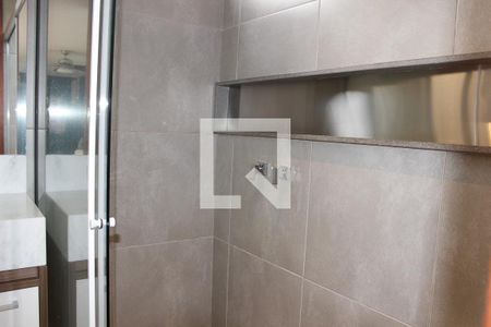 Casa de condomínio à venda com 260m², 3 quartos e 2 vagas Casa de condomínio à venda com 260m², 3 quartos e 2 vagasBanheiro 01