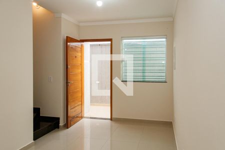 Sala de casa de condomínio para alugar com 2 quartos, 70m² em Vila Nova Mazzei, São Paulo