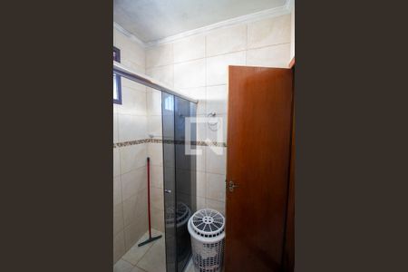 Casa para alugar com 110m², 3 quartos e 2 vagasBanheiro