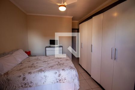 Casa para alugar com 110m², 3 quartos e 2 vagasQuarto 1 