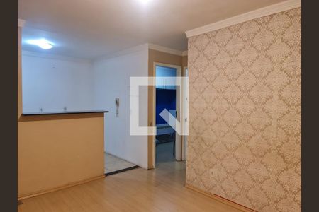 Sala  de apartamento para alugar com 2 quartos, 40m² em Água Chata, Guarulhos