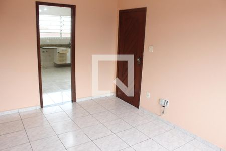 sala de apartamento para alugar com 3 quartos, 100m² em Vila Valenca, São Vicente