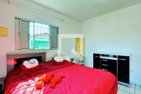 Casa à venda com 187m², 4 quartos e 2 vagas Casa à venda com 187m², 4 quartos e 2 vagasSuíte