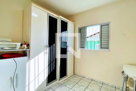 Casa à venda com 187m², 4 quartos e 2 vagas Casa à venda com 187m², 4 quartos e 2 vagasQuarto 2