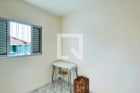 Casa à venda com 187m², 4 quartos e 2 vagas Casa à venda com 187m², 4 quartos e 2 vagasQuarto 2