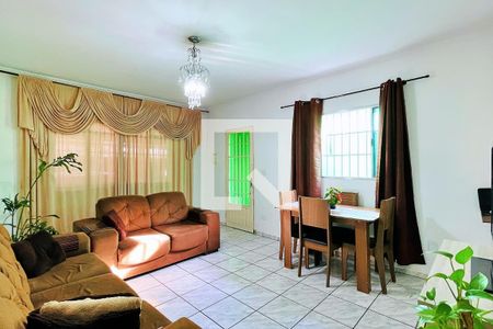 Sala de casa à venda com 4 quartos, 126m² em Jardim Monte Carmelo, Guarulhos
