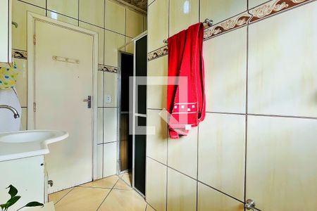 Casa à venda com 187m², 4 quartos e 2 vagas Casa à venda com 187m², 4 quartos e 2 vagasBanheiro 2