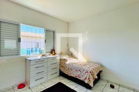 Casa à venda com 187m², 4 quartos e 2 vagas Casa à venda com 187m², 4 quartos e 2 vagasQuarto 3