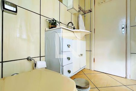 Casa à venda com 187m², 4 quartos e 2 vagas Casa à venda com 187m², 4 quartos e 2 vagasBanheiro da Suíte