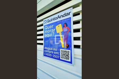 Casa à venda com 187m², 4 quartos e 2 vagas Casa à venda com 187m², 4 quartos e 2 vagasPlaca