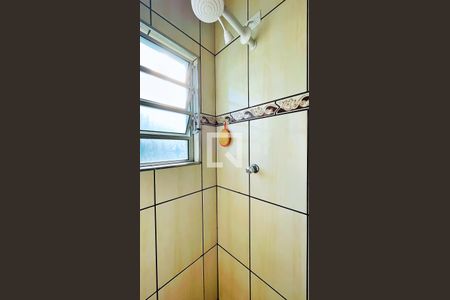 Casa à venda com 187m², 4 quartos e 2 vagas Casa à venda com 187m², 4 quartos e 2 vagasBanheiro da Suíte