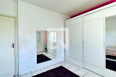 Casa à venda com 187m², 4 quartos e 2 vagas Casa à venda com 187m², 4 quartos e 2 vagasQuarto 3