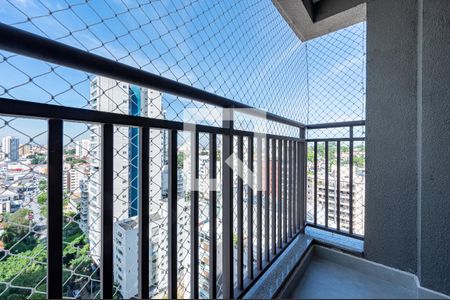Studio para alugar com 29m², 1 quarto e 1 vaga Studio para alugar com 29m², 1 quarto e 1 vagaSacada