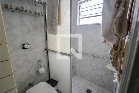 Banheiro da Suíte de casa à venda com 2 quartos, 200m² em Jardim Cristiane, Santo André