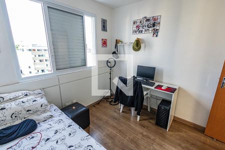 Apartamento à venda com 255m², 4 quartos e 5 vagasQuarto 2