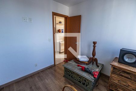 Apartamento à venda com 255m², 4 quartos e 5 vagasQuarto 4 / suite