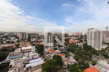 Vista  de apartamento à venda com 2 quartos, 36m² em Moema, São Paulo
