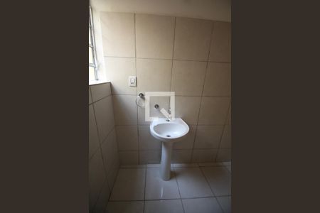 Banheiro de casa para alugar com 1 quarto, 96m² em Parque Peruche, São Paulo