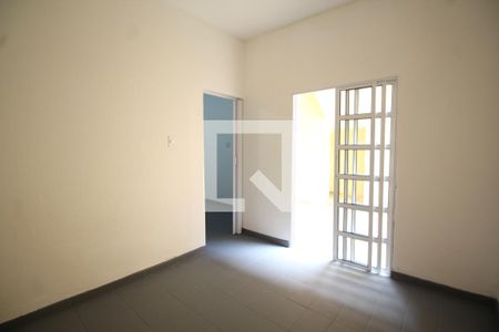 Sala de casa para alugar com 1 quarto, 78m² em Parque Peruche, São Paulo