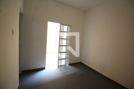 Sala de casa para alugar com 1 quarto, 78m² em Parque Peruche, São Paulo