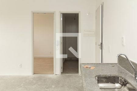 Sala/Cozinha de apartamento à venda com 2 quartos, 34m² em Moema, São Paulo
