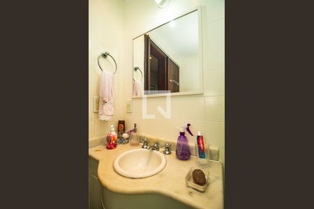 Apartamento à venda com 121m², 3 quartos e 2 vagas Apartamento à venda com 121m², 3 quartos e 2 vagasBanheiro