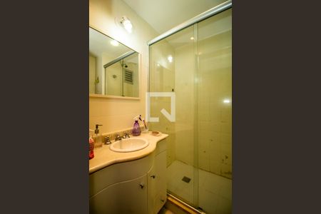 Apartamento à venda com 121m², 3 quartos e 2 vagas Apartamento à venda com 121m², 3 quartos e 2 vagasBanheiro