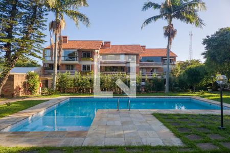 Apartamento à venda com 121m², 3 quartos e 2 vagas Apartamento à venda com 121m², 3 quartos e 2 vagasÁrea comum - Piscina