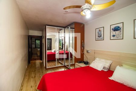 Apartamento à venda com 121m², 3 quartos e 2 vagas Apartamento à venda com 121m², 3 quartos e 2 vagasSuite