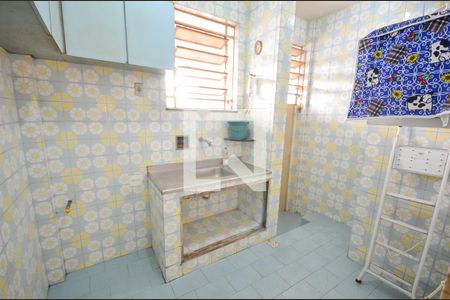 Apartamento à venda com 59m², 2 quartos e sem vagaCozinha e Área de Serviço