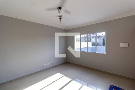 Sala  de casa para alugar com 2 quartos, 130m² em Vila Guilhermina, São Paulo