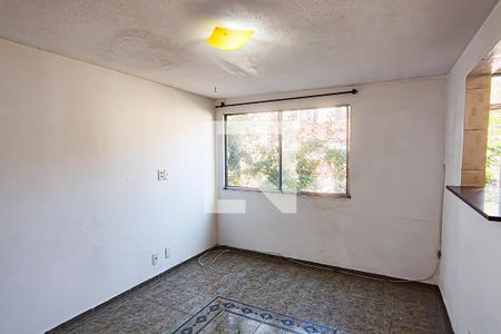 Sala de apartamento para alugar com 3 quartos, 72m² em Taquara, Rio de Janeiro