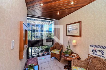 Sacada de apartamento à venda com 3 quartos, 131m² em Auxiliadora, Porto Alegre