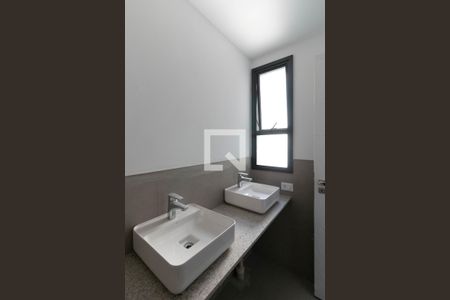 Apartamento à venda com 84m², 2 quartos e 2 vagasBanheiro 