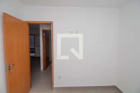 Quarto 1 de apartamento para alugar com 2 quartos, 37m² em Vila Albano, São Paulo