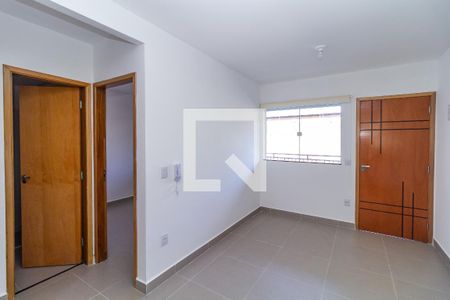 Sala de apartamento para alugar com 2 quartos, 37m² em Vila Albano, São Paulo