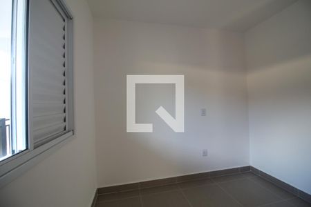 Quarto 1 de apartamento para alugar com 2 quartos, 37m² em Vila Ivone, São Paulo