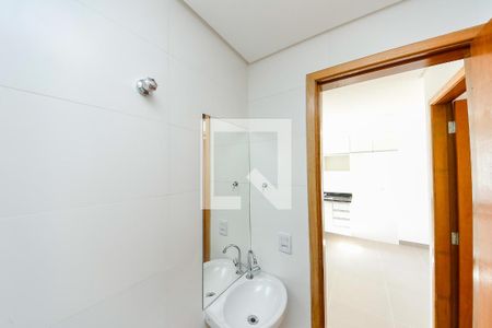 Apartamento para alugar com 37m², 2 quartos e sem vagaBanheiro