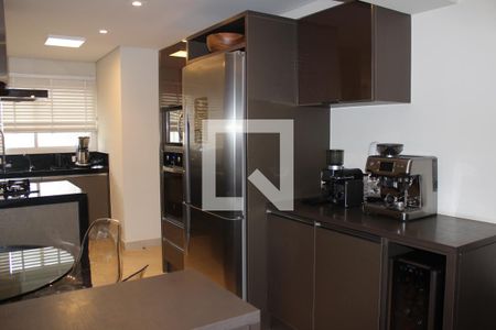 Cozinha de apartamento para alugar com 2 quartos, 155m² em Perdizes, São Paulo