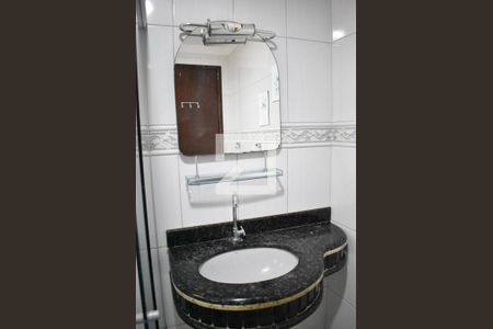 Casa para alugar com 204m², 5 quartos e 1 vagaBanheiro da Suíte - Espelho